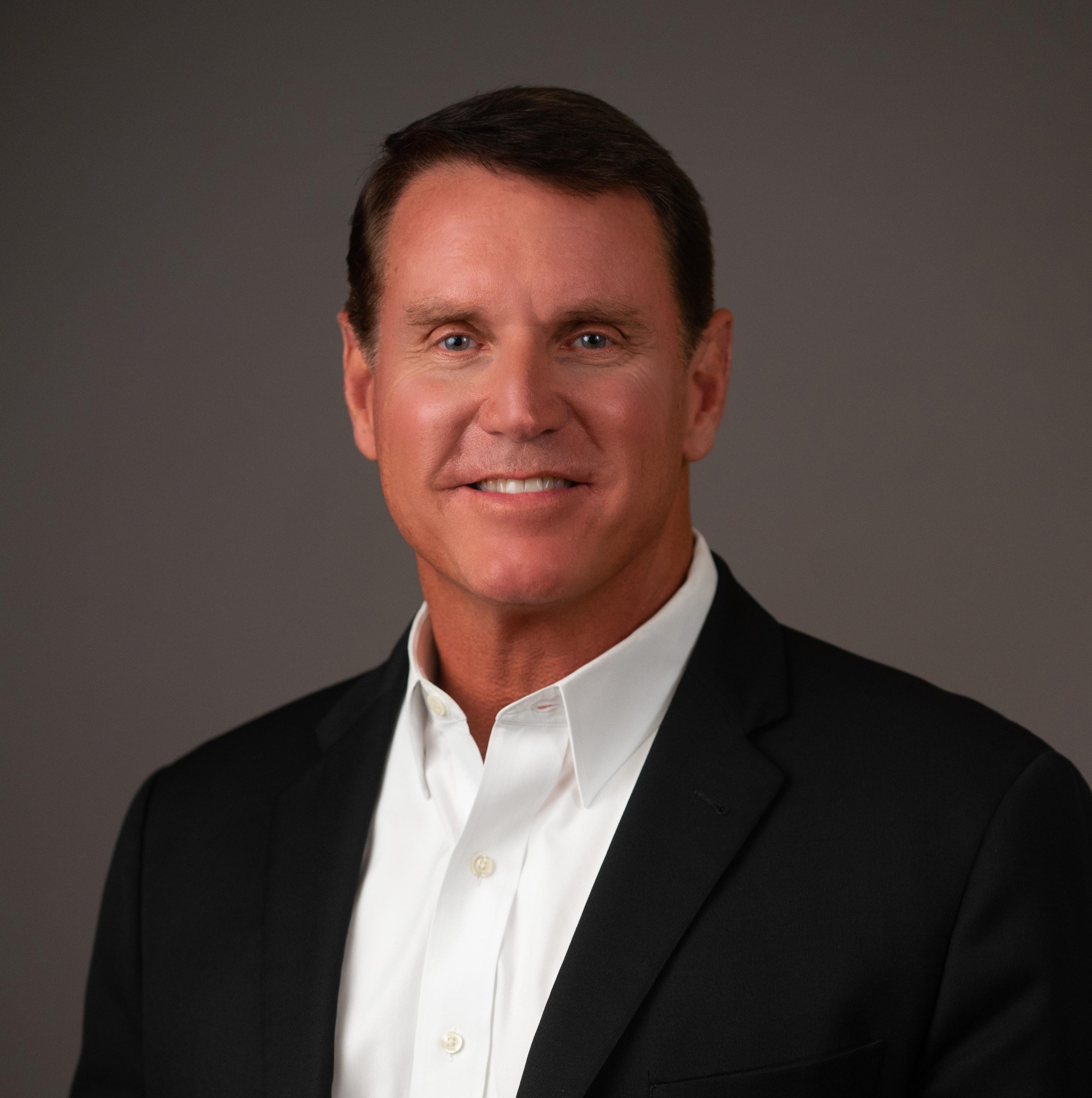 mike voss; chief commercial officer