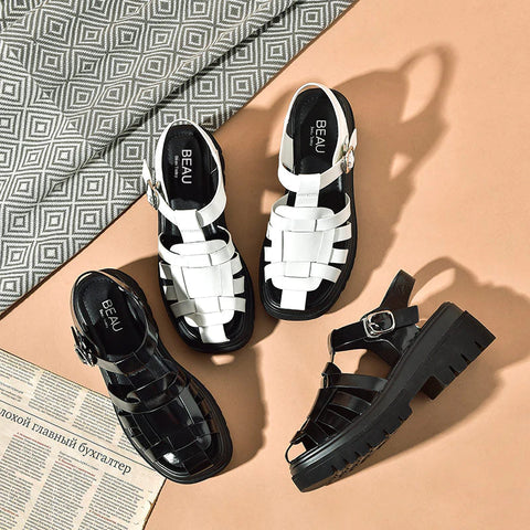 Black and white are the most popular color of women's fisherman sandals