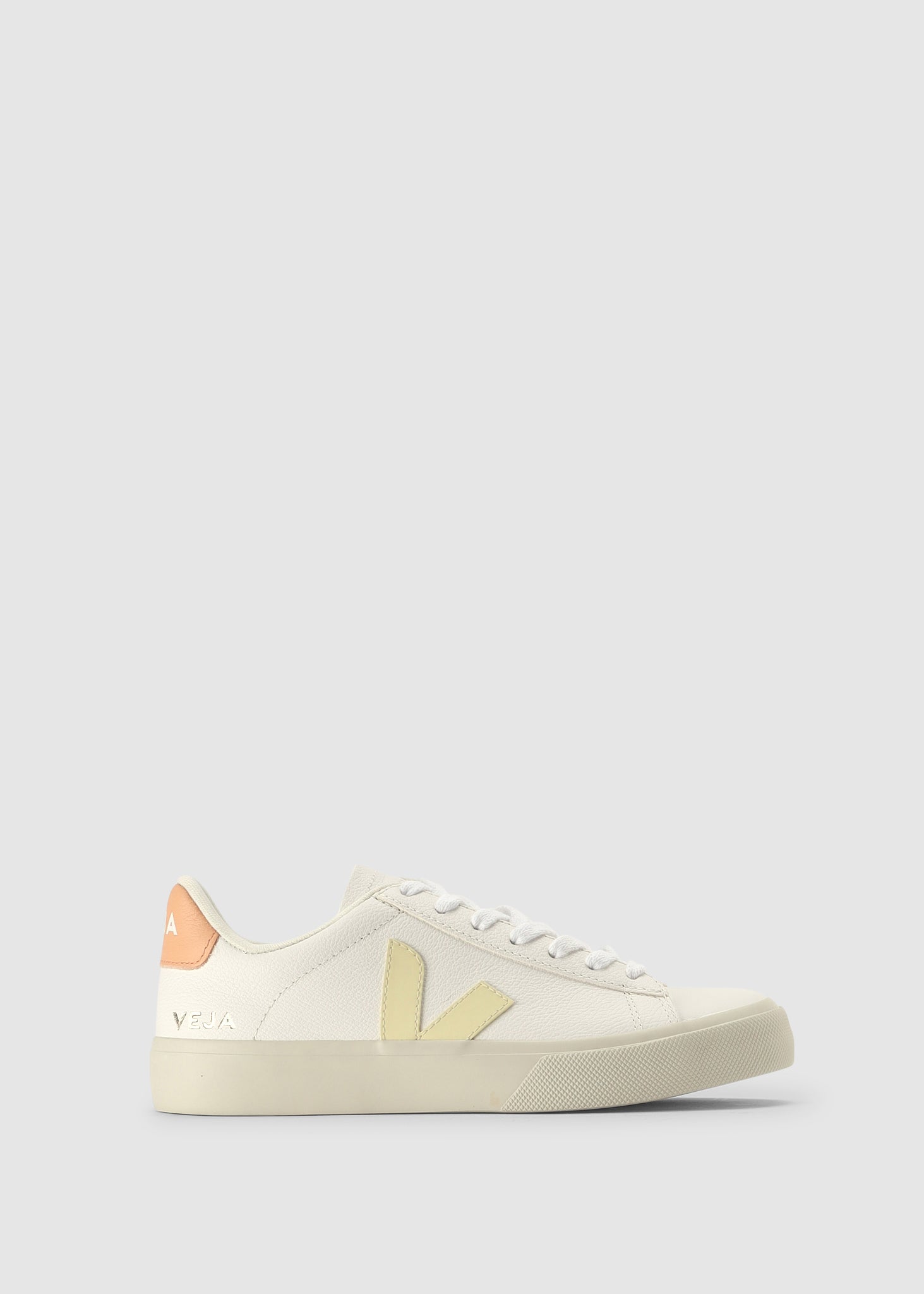 Image of Veja Womens Campo Classic Trainers In Extra White Sun Peach