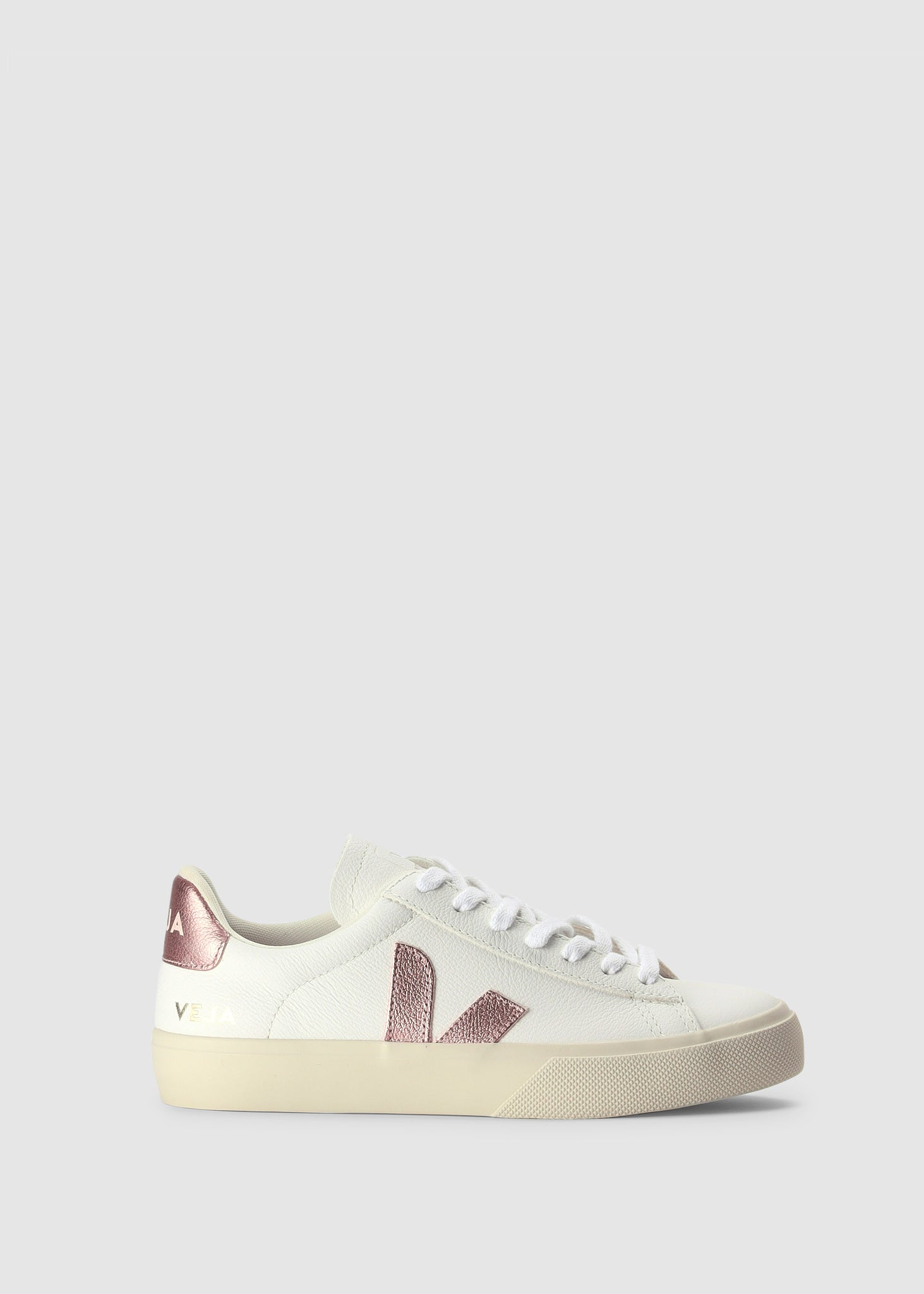 Veja Womens Campo Leather Trainers In White Nacre product