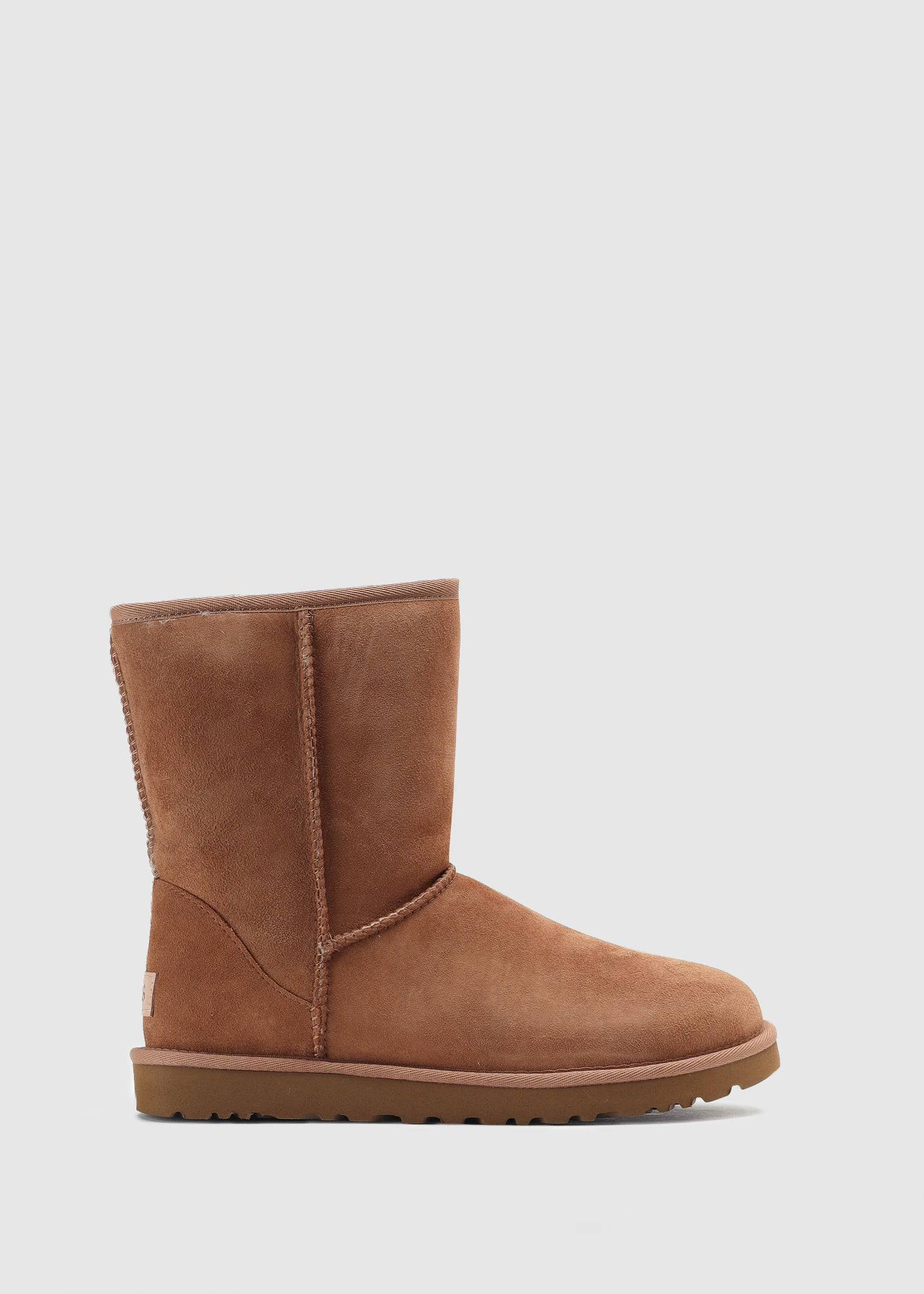 Ugg Womens Classic Short II Boots In Chestnut - Brown