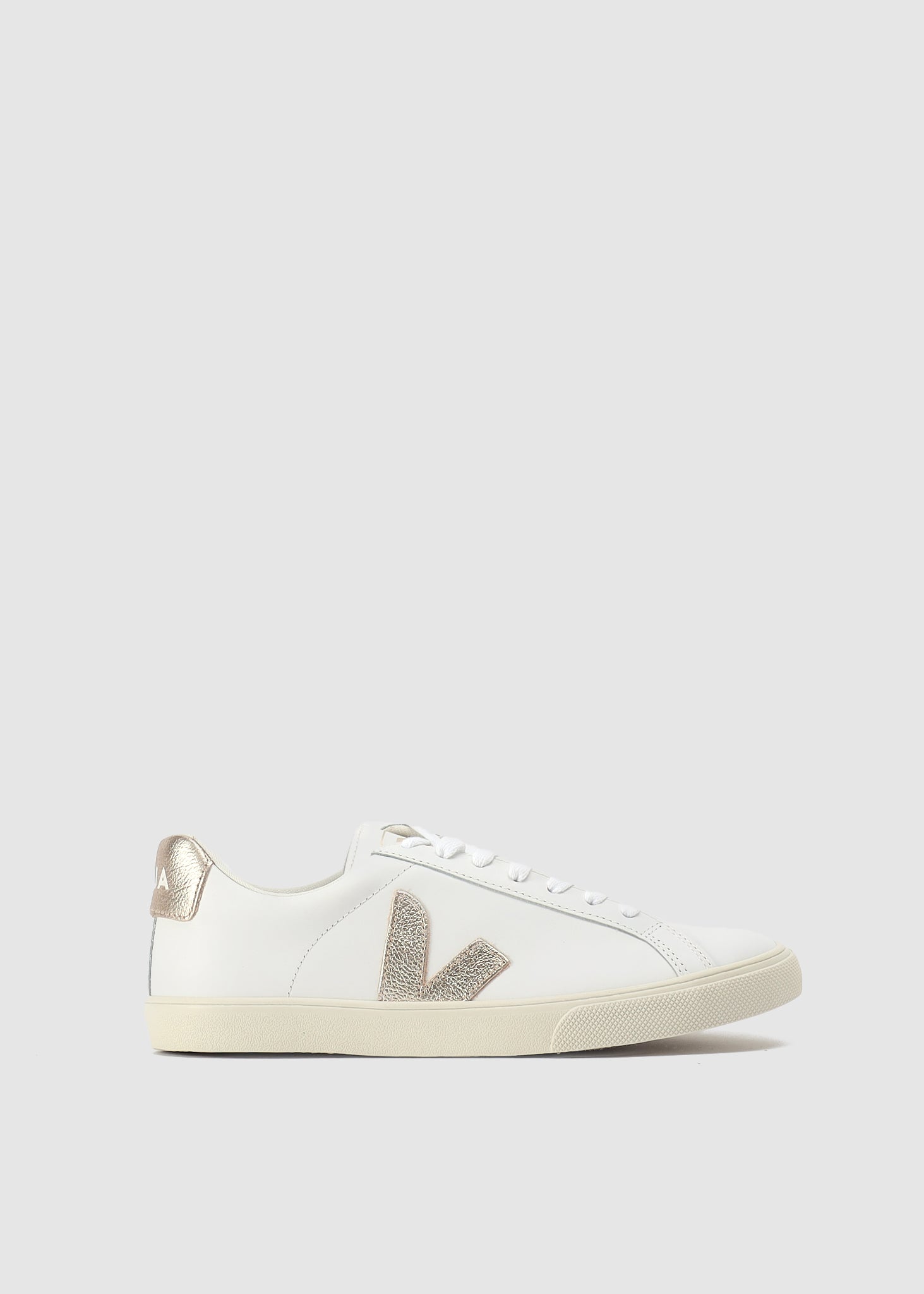 Veja Womens Esplar Leather Trainers In Extra White Platine - White