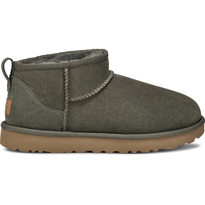 Men's UGG Classic Slip-On in Chestnut . Sku: 1129290CHE – Footwise