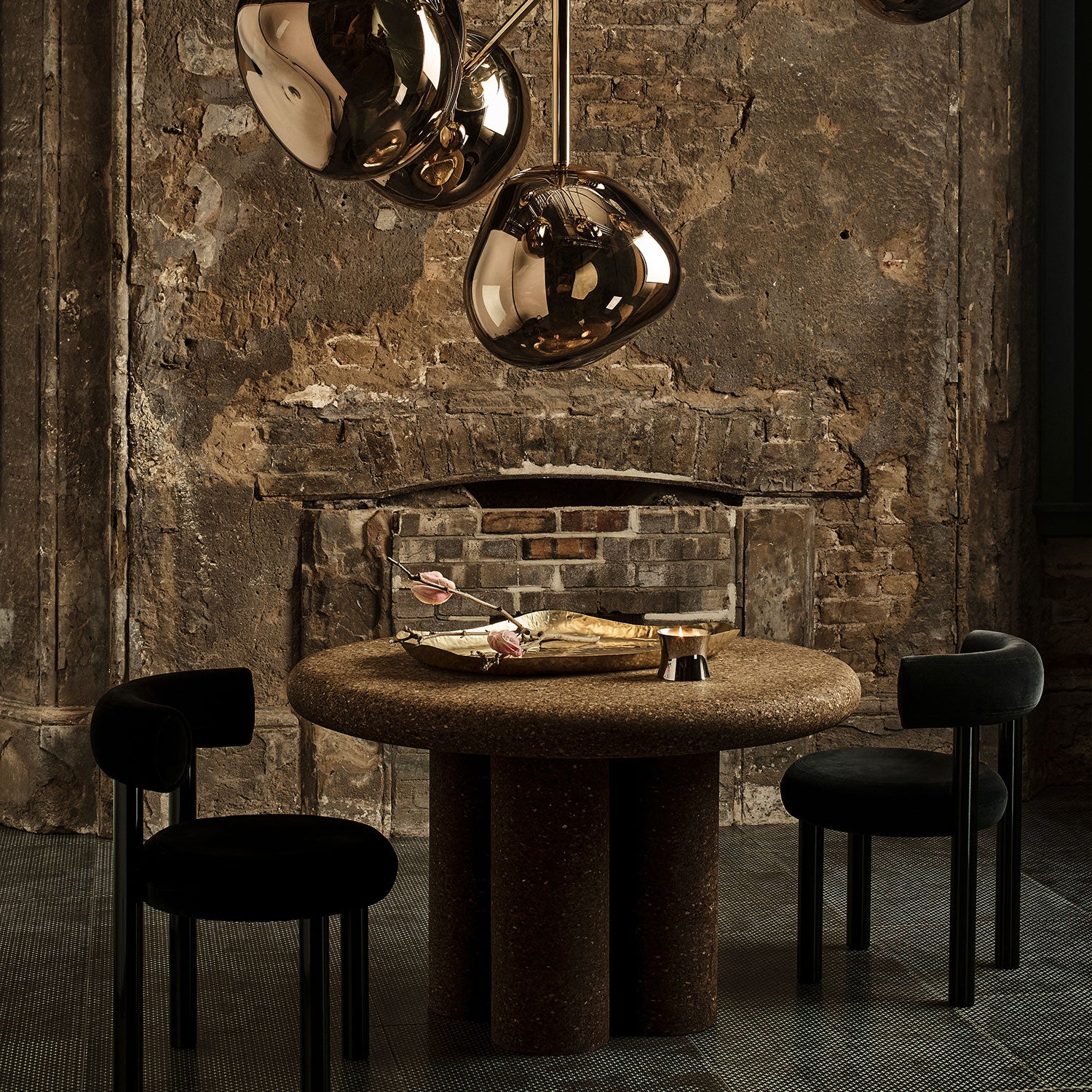 TomDixon-Melt-Cork-Fat-Insitu_Setting-1st_Section-x1500 72.jpg__PID:3640592f-1d03-4006-bad9-20ed2f7d6979