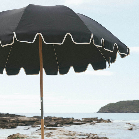 Basil Bangs weekend umbrella