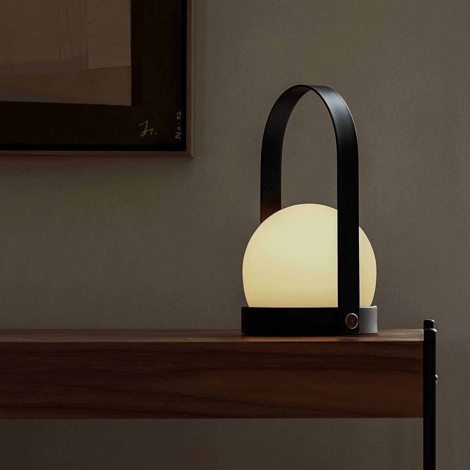 menu | carrie portable table lamp | black v2