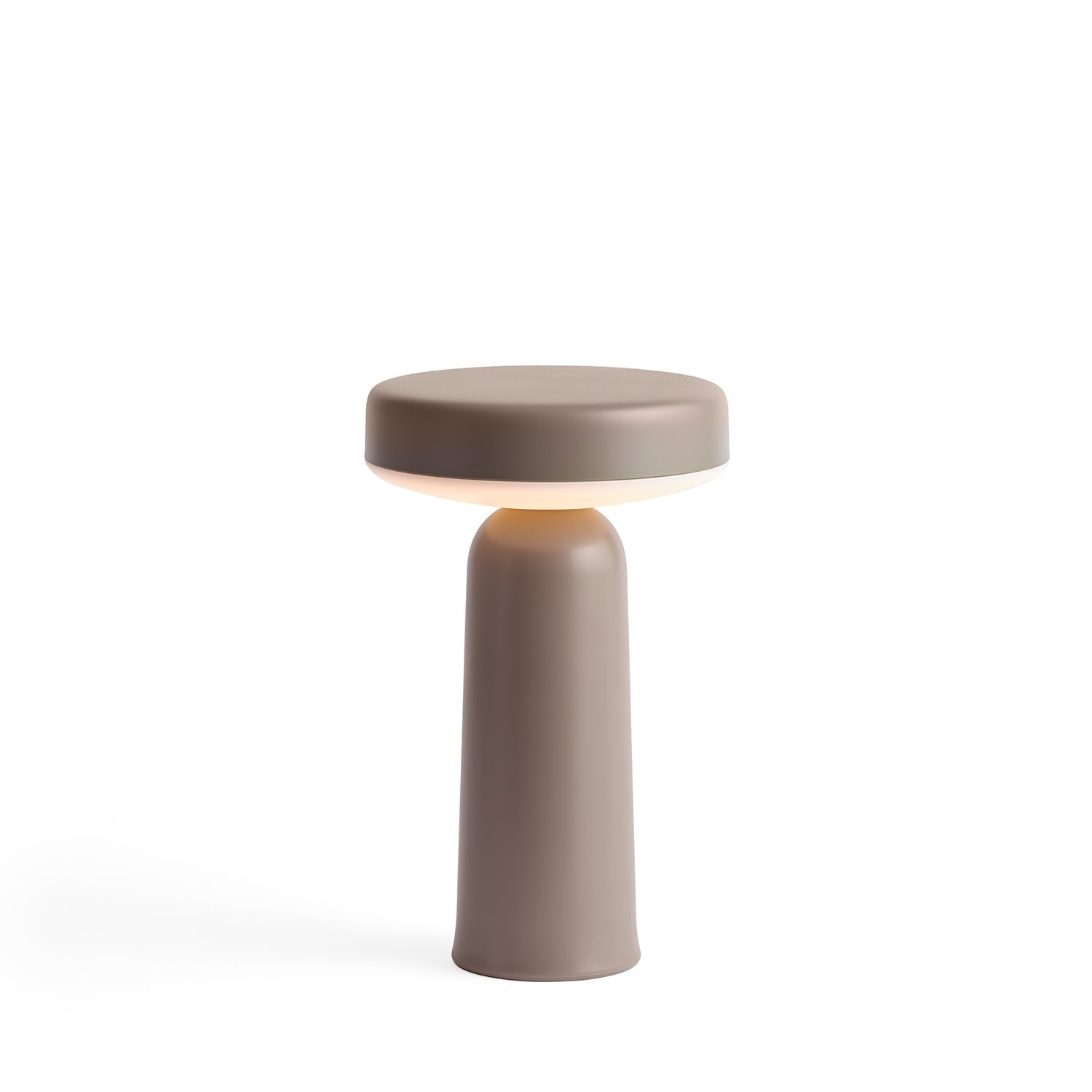 muuto_ease_portable_table_lamp_t (1).jpg__PID:3954b5e4-7d39-486d-a1d5-4941911d9bf0