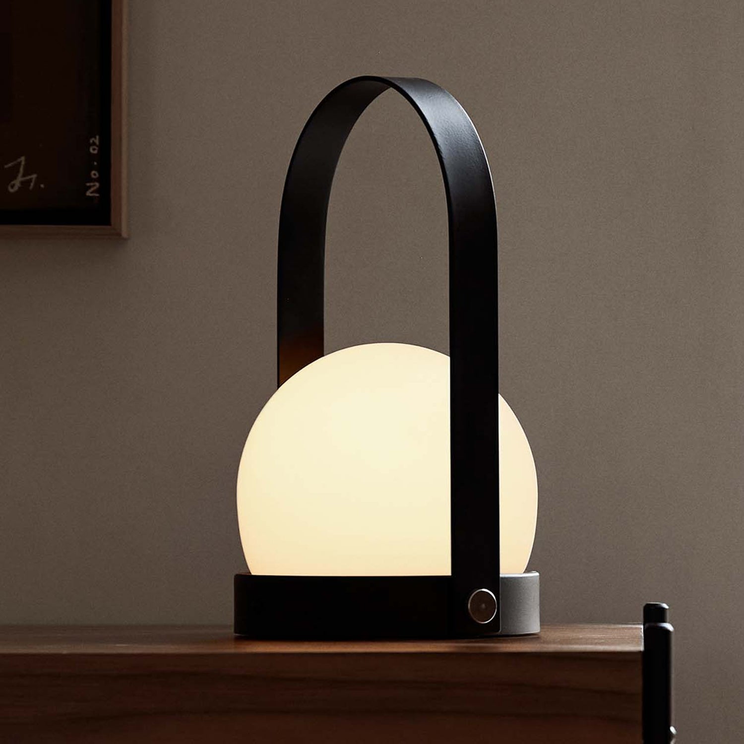 menu | carrie portable table lamp | black v2
