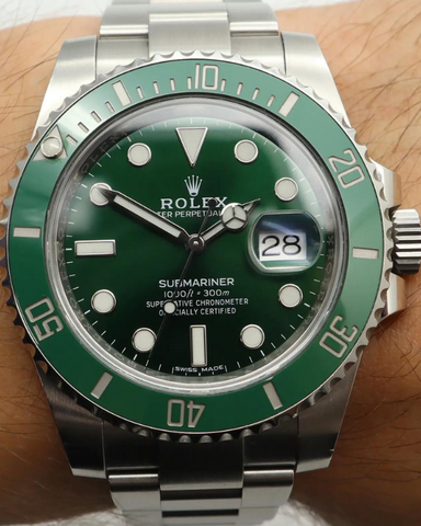 2017 Rolex Submariner Date 40 Hulk Green Dial (116610LV) – Grailzee