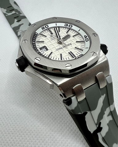 2020 AUDEMARS PIGUET ROYAL OAK OFFSHORE DIVER for sale in Anglesey, Wales,  United Kingdom