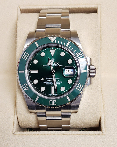 Guide to the Rolex Hulk: Submariner 116610LV