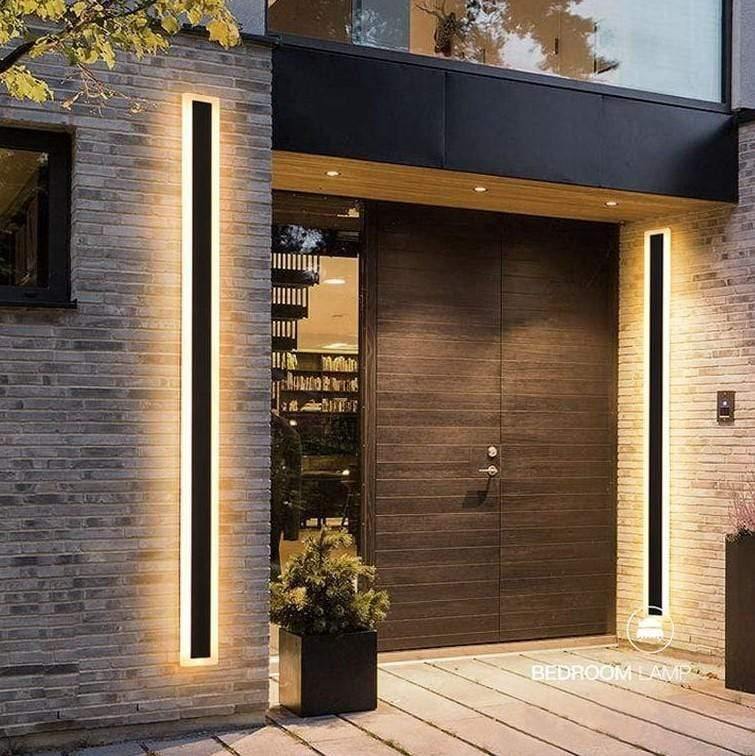 https://cdn.shopify.com/s/files/1/0574/3299/8057/products/luminaire-exterieur-cour-jardin-balcon-villa-luxe-lustria.jpg?v=1628523733&width=1080