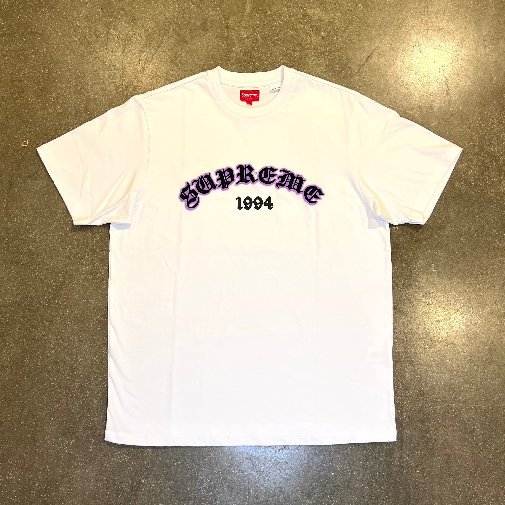 Supreme Old English Glow S/S Top White – FABULOUS CONSIGNMENT STORE