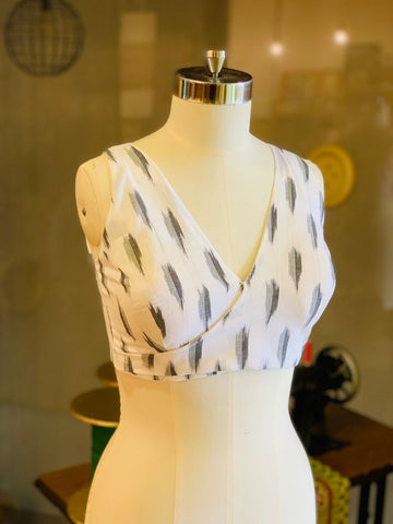 Trendy Cotton Saree Blouse Designs Wrap blouse