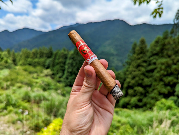 Partagas "Cortado"