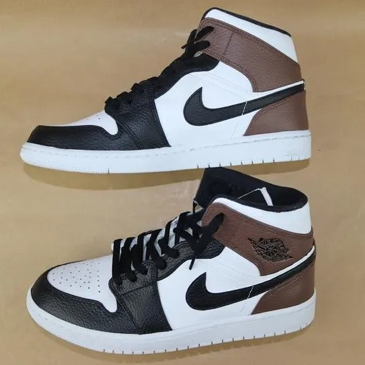 Air Jordan 1 Dark Mocha Inspired Custom 