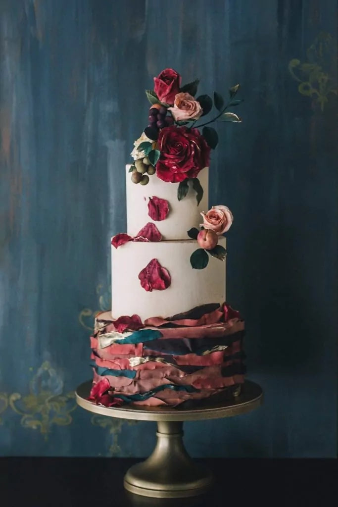 Romantic Fall wedding cake