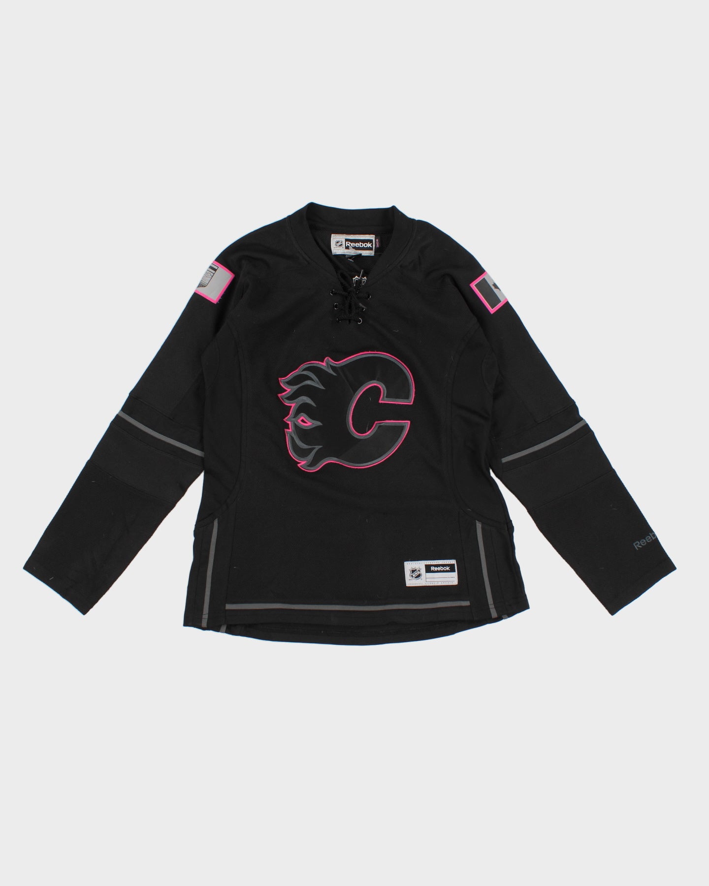 Image of Women's NHL x Calgary Flames Hockey Jersey - S