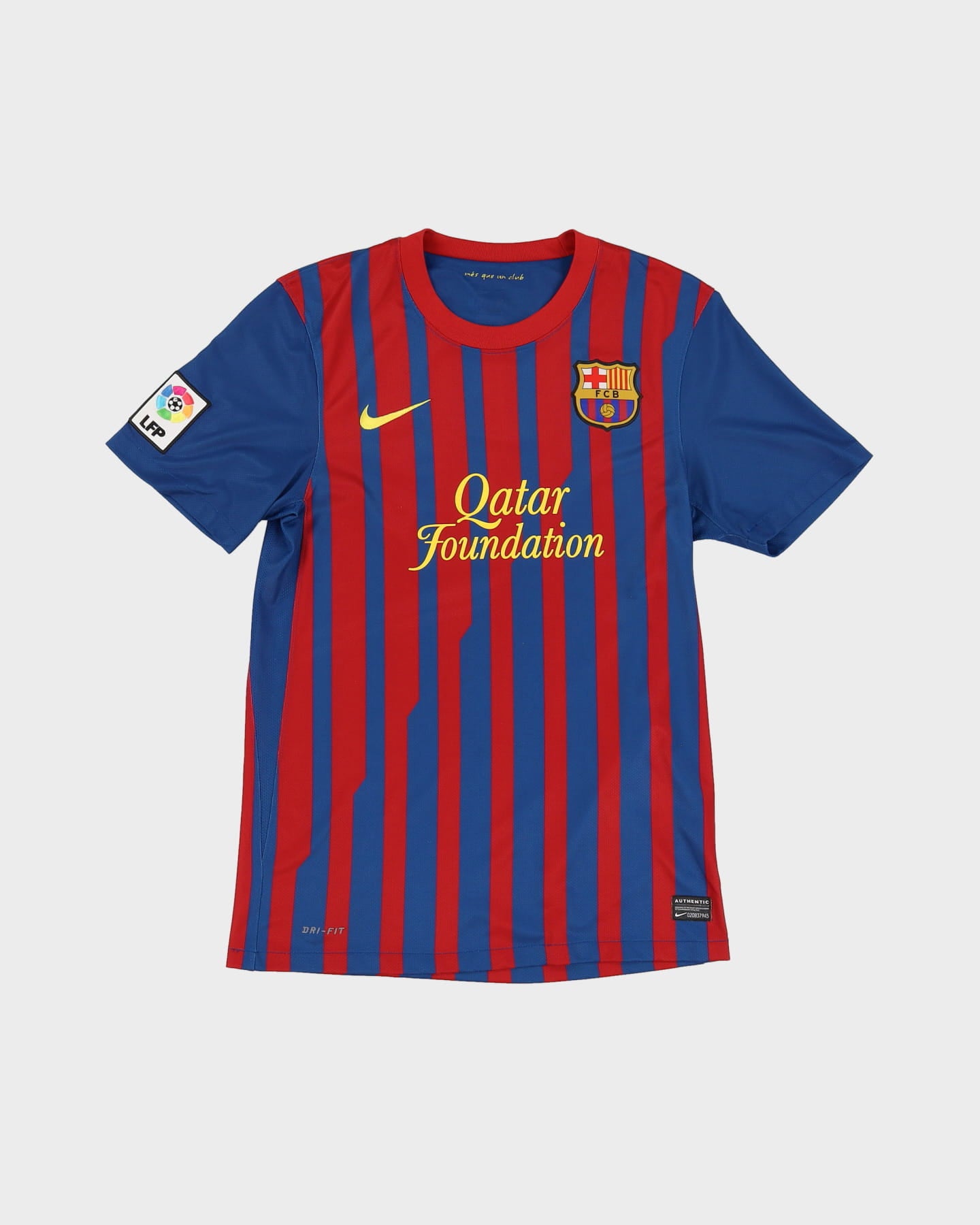 Nike Barcelona Home Football Shirt / Jersey - M