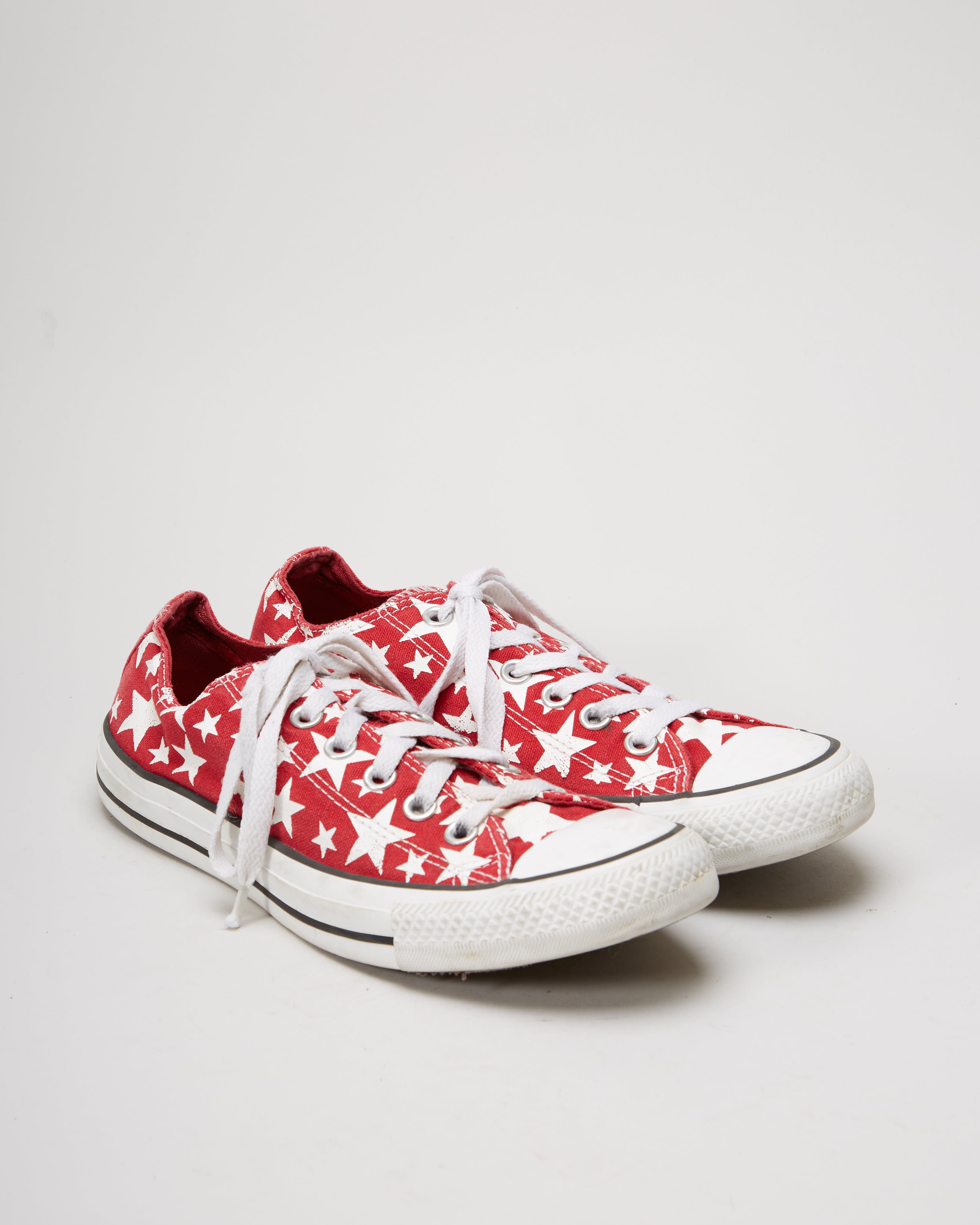 Converse Red All Over Print Star Pattern Low Top Shoes - UK 6