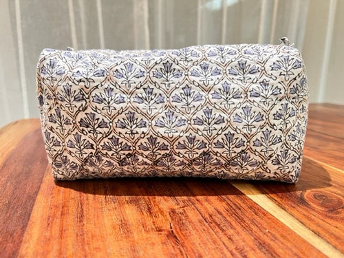 Batik Block Print Zipper Bag – Amanda Lindroth