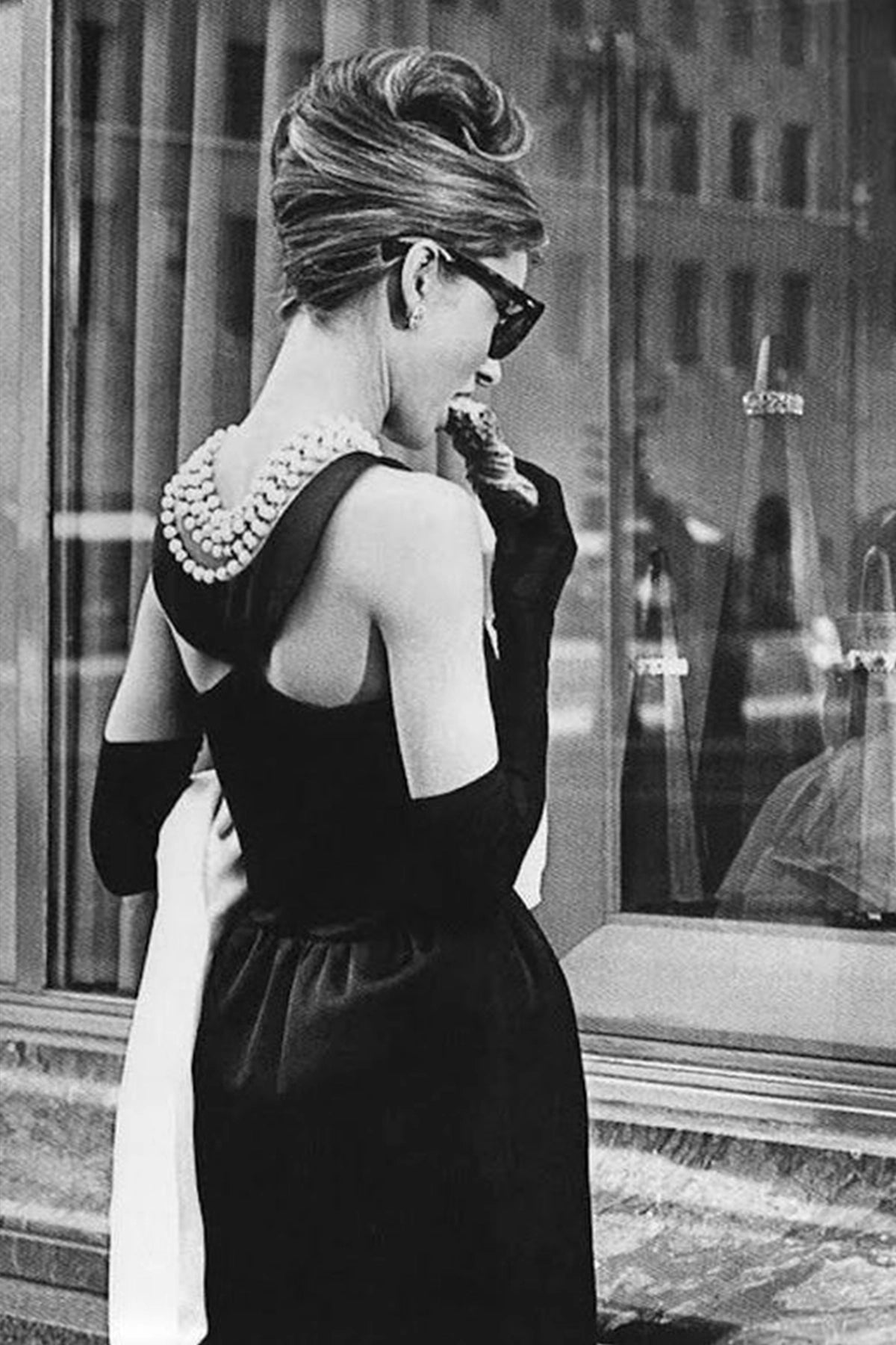 Audrey Hepburn in Breakfast at Tiffany's (1961).