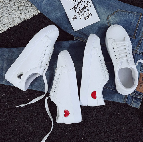 Women's Simple White Sneakers