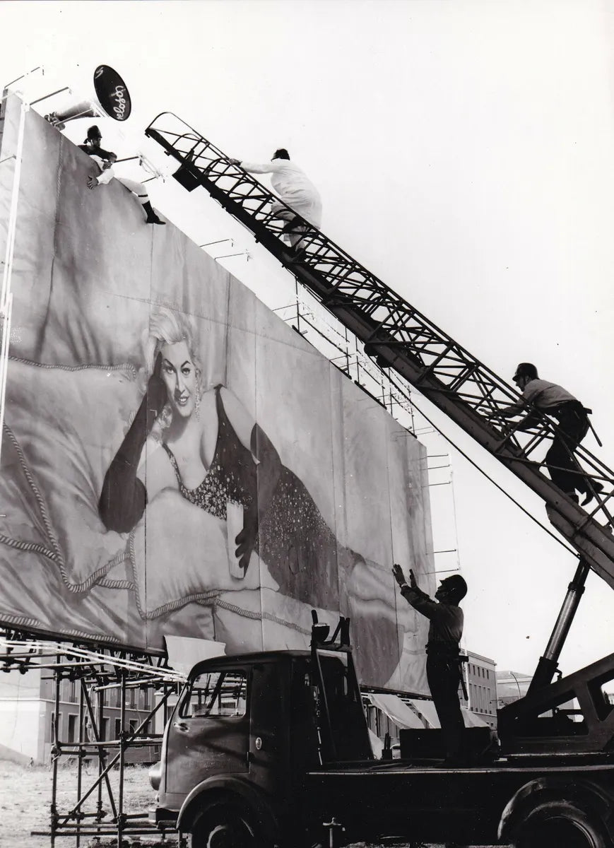 The billboard of Boccaccio 70 is a homage to American consumerist culture, 1962.