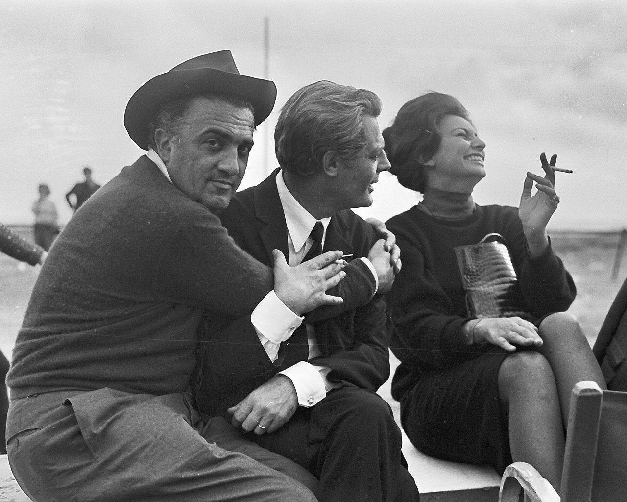 Federico Fellini, Marcello Mastroianni, Sophia Loren.