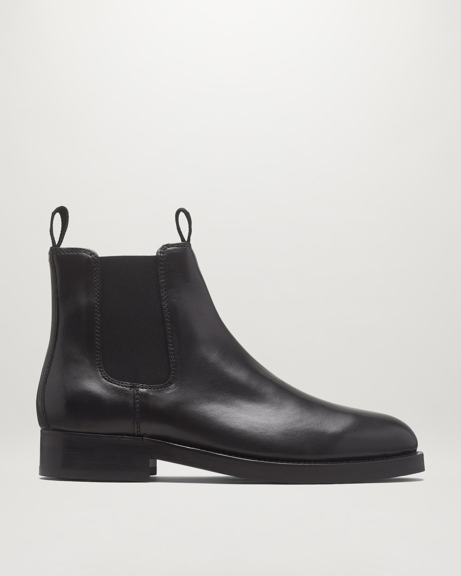Men's Calf Leather Longton Chelsea Boots in Black | Belstaff US