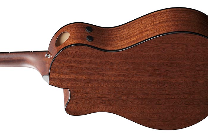 Solid Sitka Spruce top /African Mahogany Back & Sides..