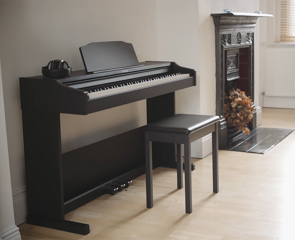 Kiểm Tra Năm Sản Xuất Đàn Piano Điện Roland