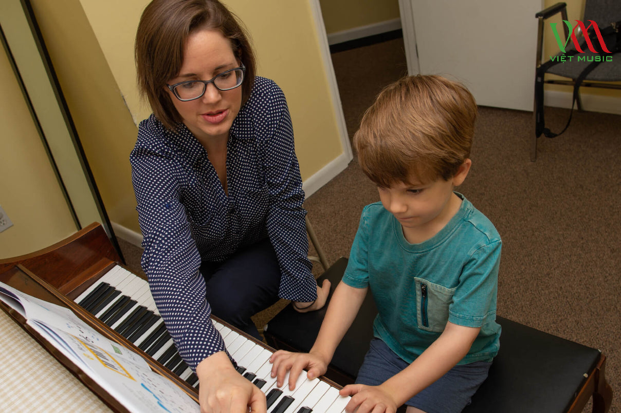 7 Steps To Learn Basic Piano At Home For Beginners