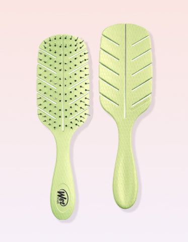 Shop Wet Brush Go Green Detangler at Fresh Beauty Co.