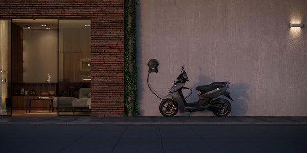 charging-electric-mopeds