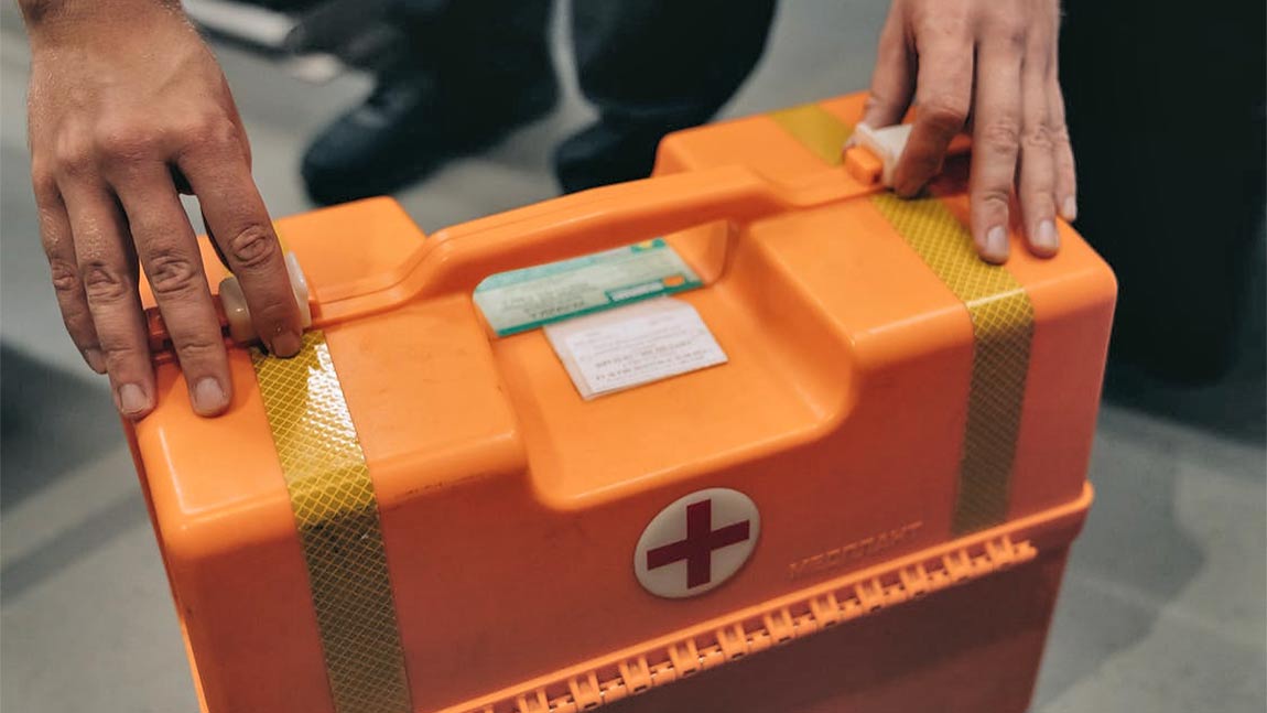 First aid equipment for a maker space - Hobarts