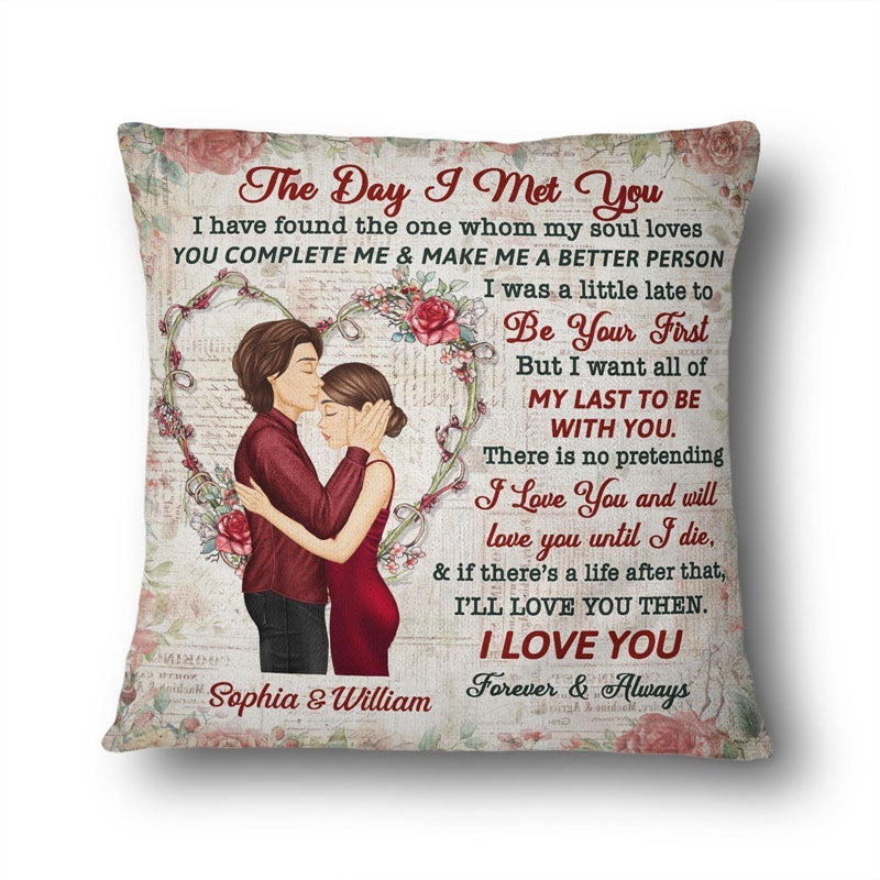 I love you, I love your butt print Throw Pillow for Sale by ToucanKrafts