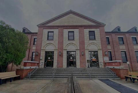 Front of the museum facing Panama Street