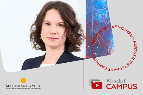 Das Thumbnail zum Thema Strategische Transaktionen. Rote Schrift auf grauem Hintergrund mit dem WIRTSCHAFT Campus Logo unten rechts. Oben Links ein Bild von Anna Wilbert, der Referentin.