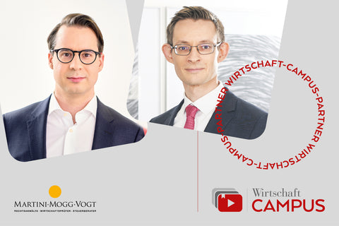 Die Anwälte Stefan Schellenbach und Felix Nietsch von Martini Mogg Vogt auf grauem Hintergrund. Das MMV Logo auf der linken unteren Seite und das Wirtschaft Campus Logo rechts unten.