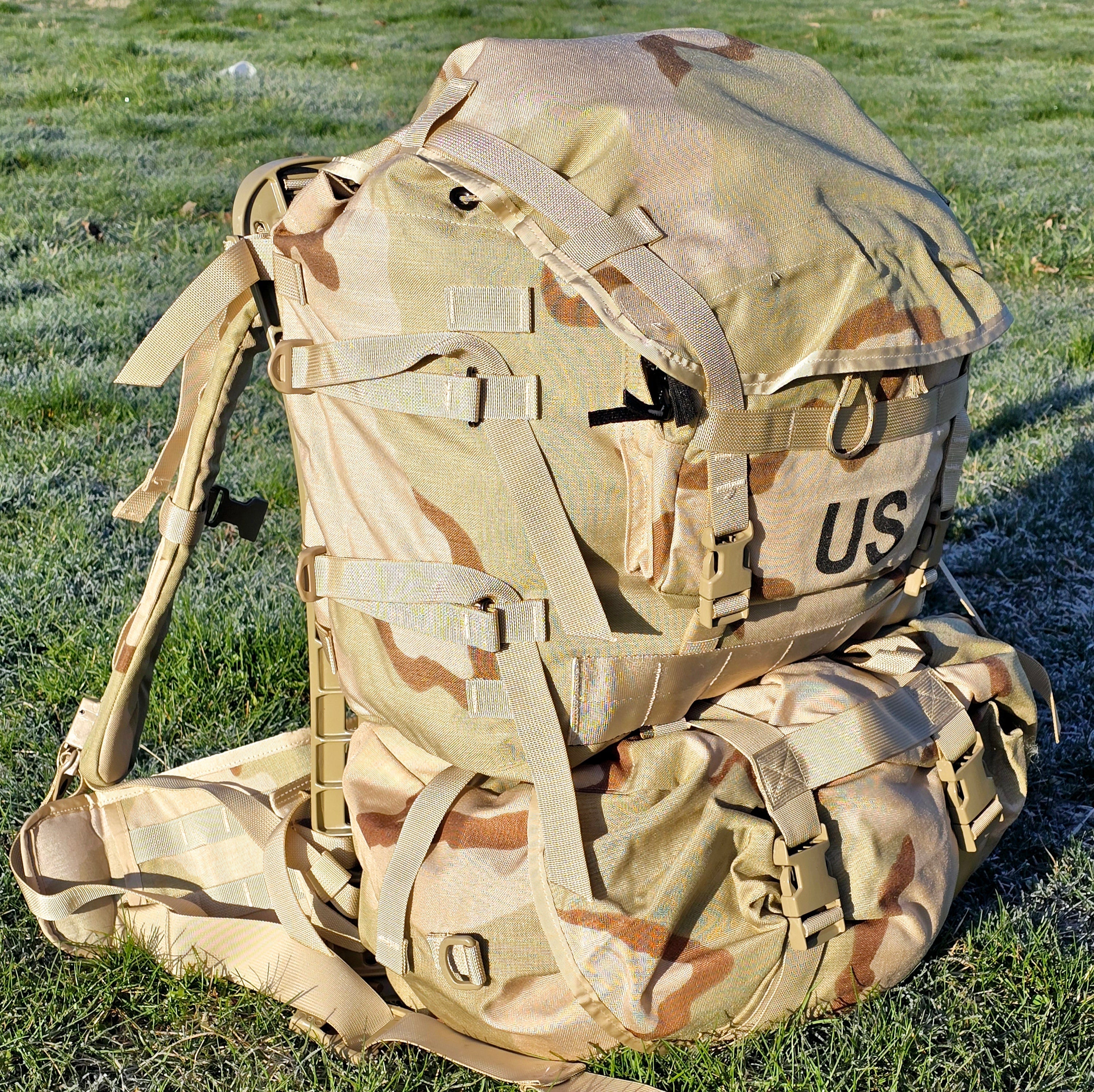Desert Camouflage Uniform (DCU) Pattern MOLLE Ruck