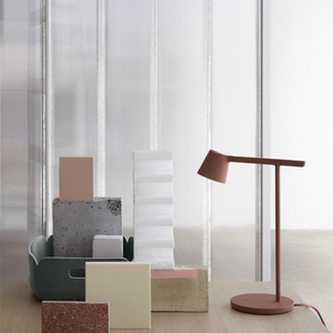 muuto desk lamp