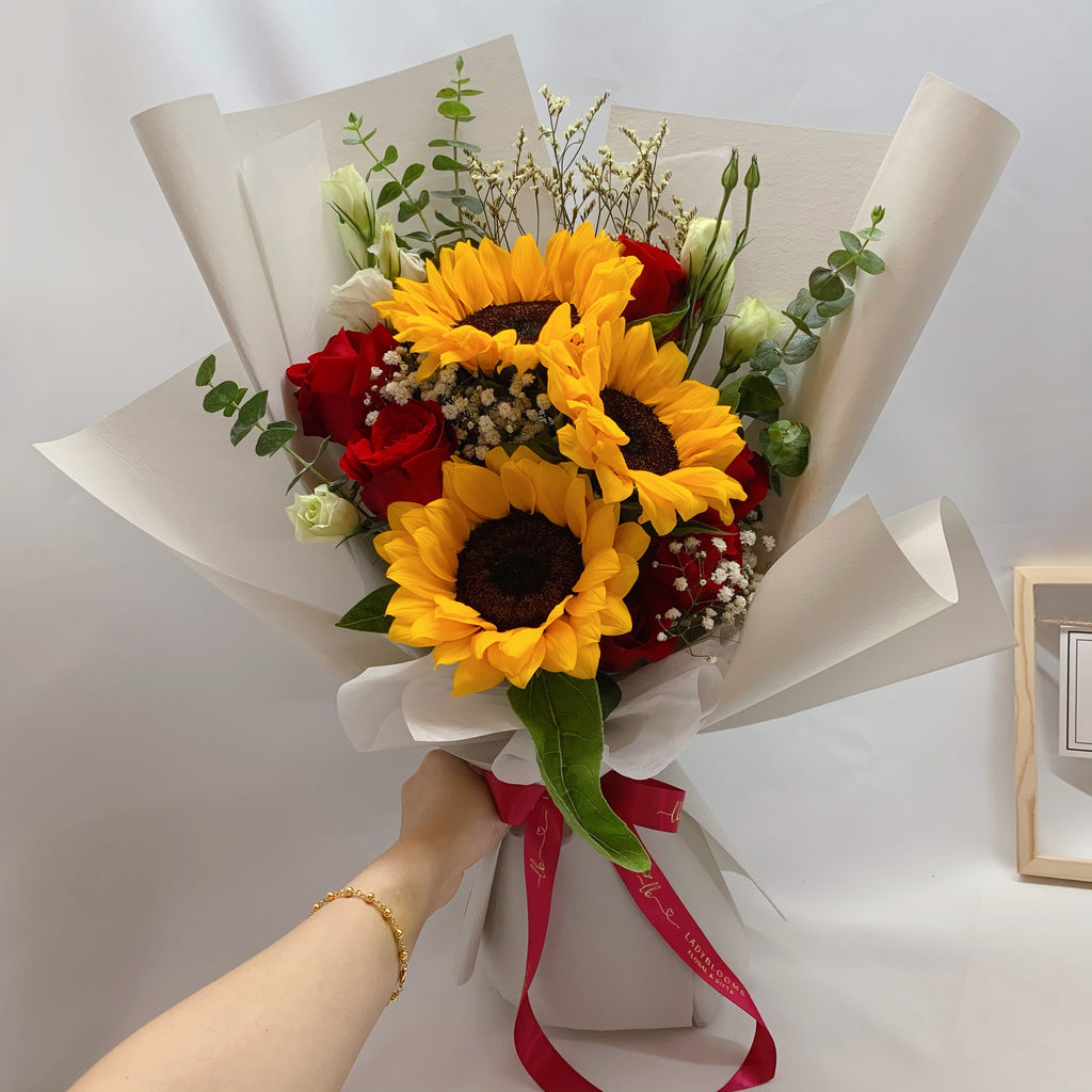 Sunflower & Rose Bouquet - You're Special – Ladyblooms Floral & Gifts