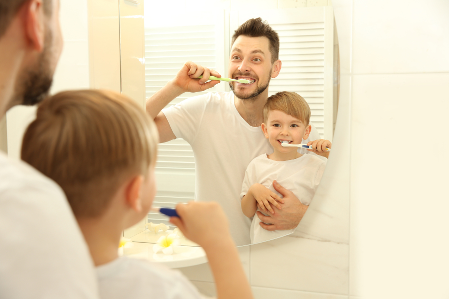 six tips to brush your teeth properly