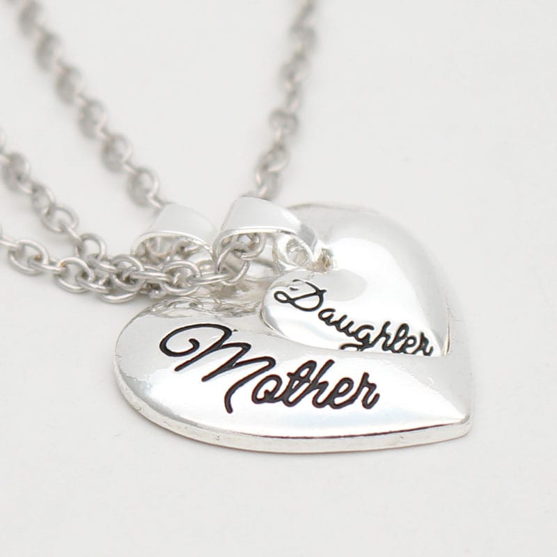 Mother Daughter Big and Small Heart Necklace Set