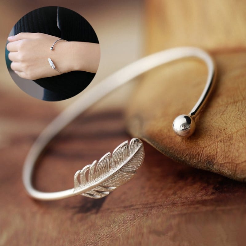 Simple and Elegant Sterling Silver Leaf Bracelet