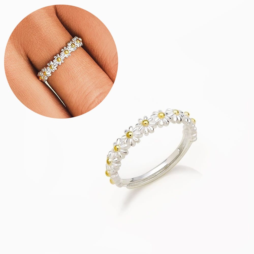 Sweet Little Daisy Ring