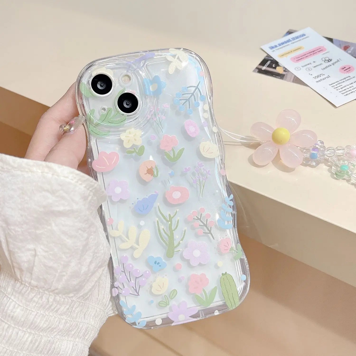 Fashionable Wavy Bubble Phone Case