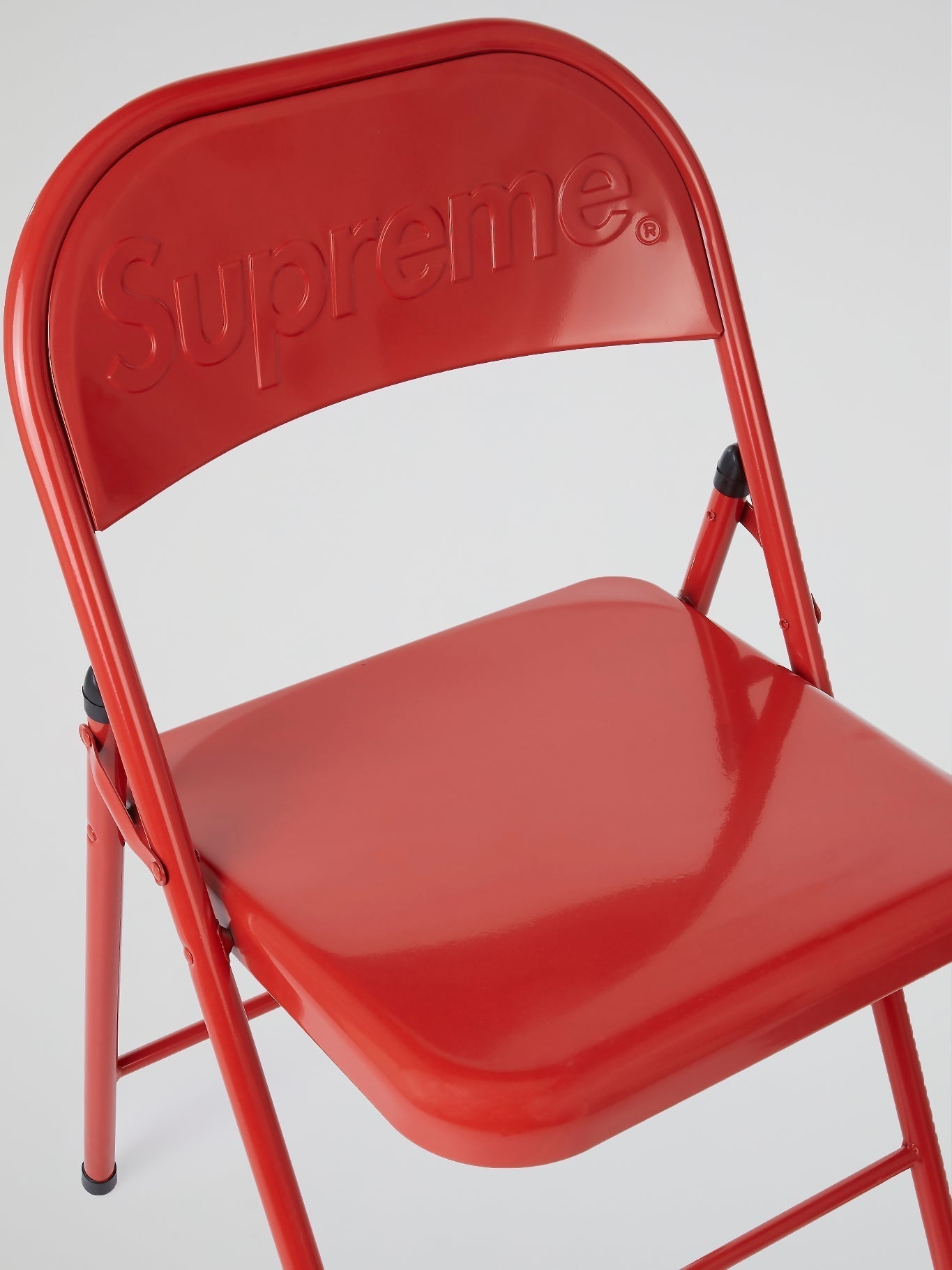 Supreme Metal Folding Chair RED 免税物品 www.virtually-fluent.com