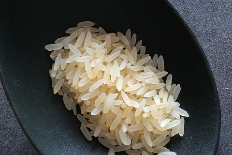 炊く前の米の写真